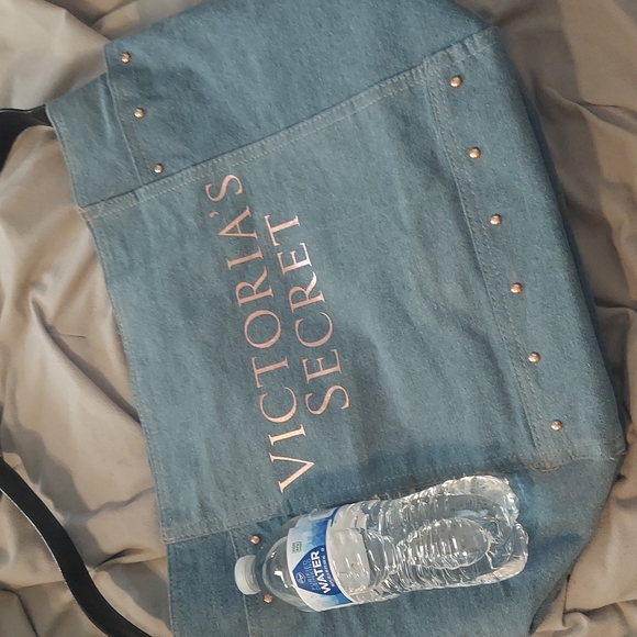Victoria's Secret Denim tote bag NWOT - Picture 8 of 9
